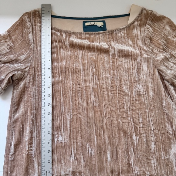 Anthropologie Floreat Crinkled Velvet Tunic Shift Dress Tan Neutral Sheen Sz S - Picture 7 of 16